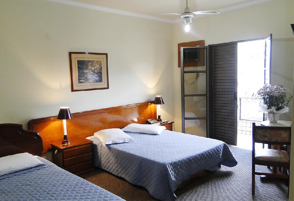 Hotel Lopes Caxambu Habitación foto
